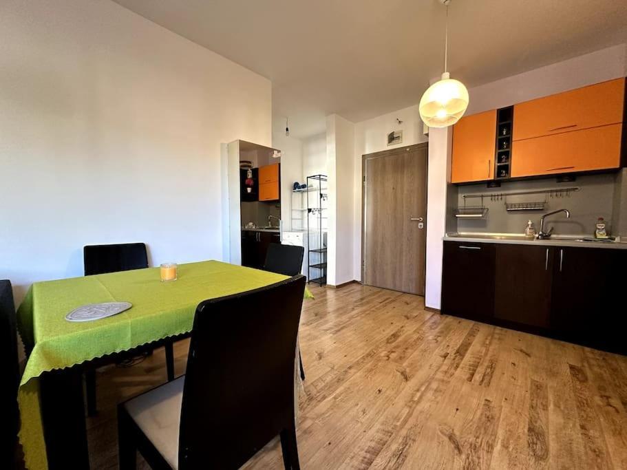 Cozy Flat In Central Sofia Exterior photo